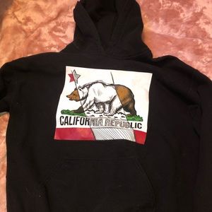 Big hoodie on it that’s says California republic